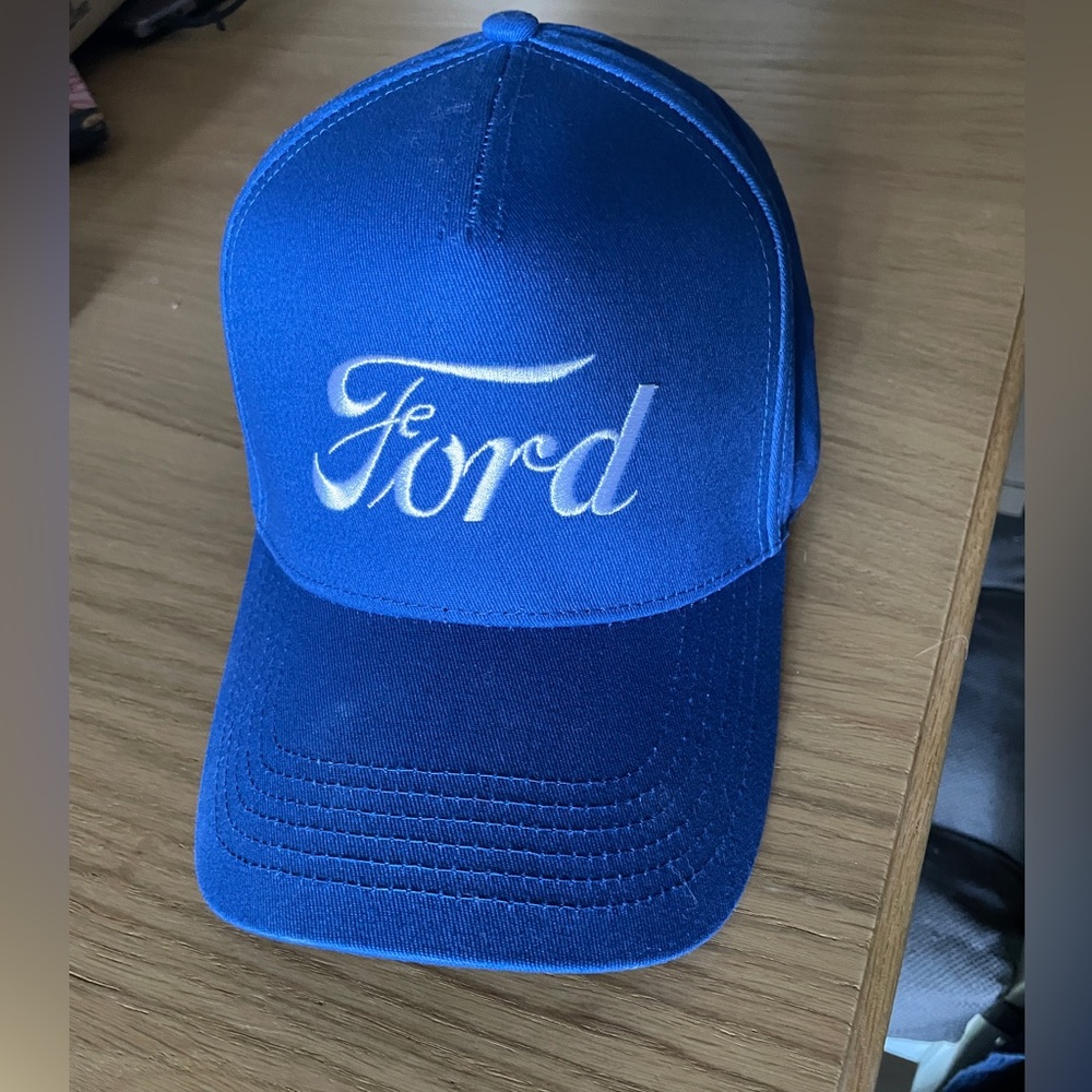 Ford Twill SnapBack Blue baseball cap. Like new!